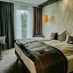 Hotel Grand Sun Plaza Delhi Airport